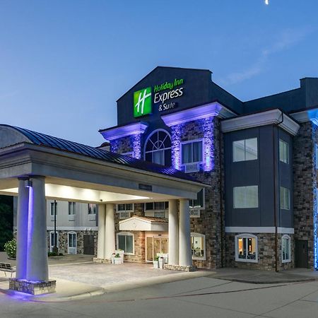 Holiday Inn Express Hotel & Suites Marshall By Ihg Екстериор снимка