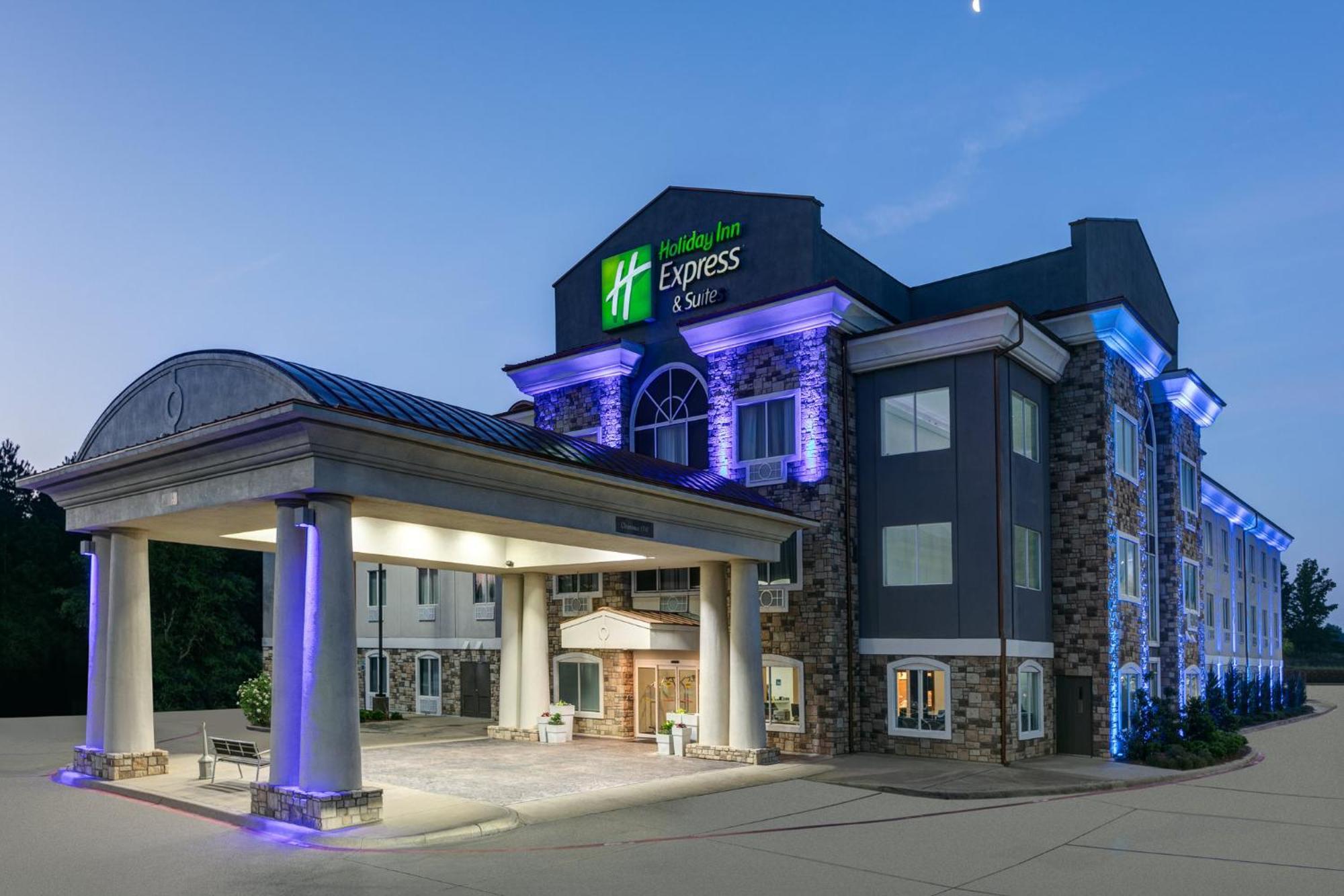 Holiday Inn Express Hotel & Suites Marshall By Ihg Екстериор снимка