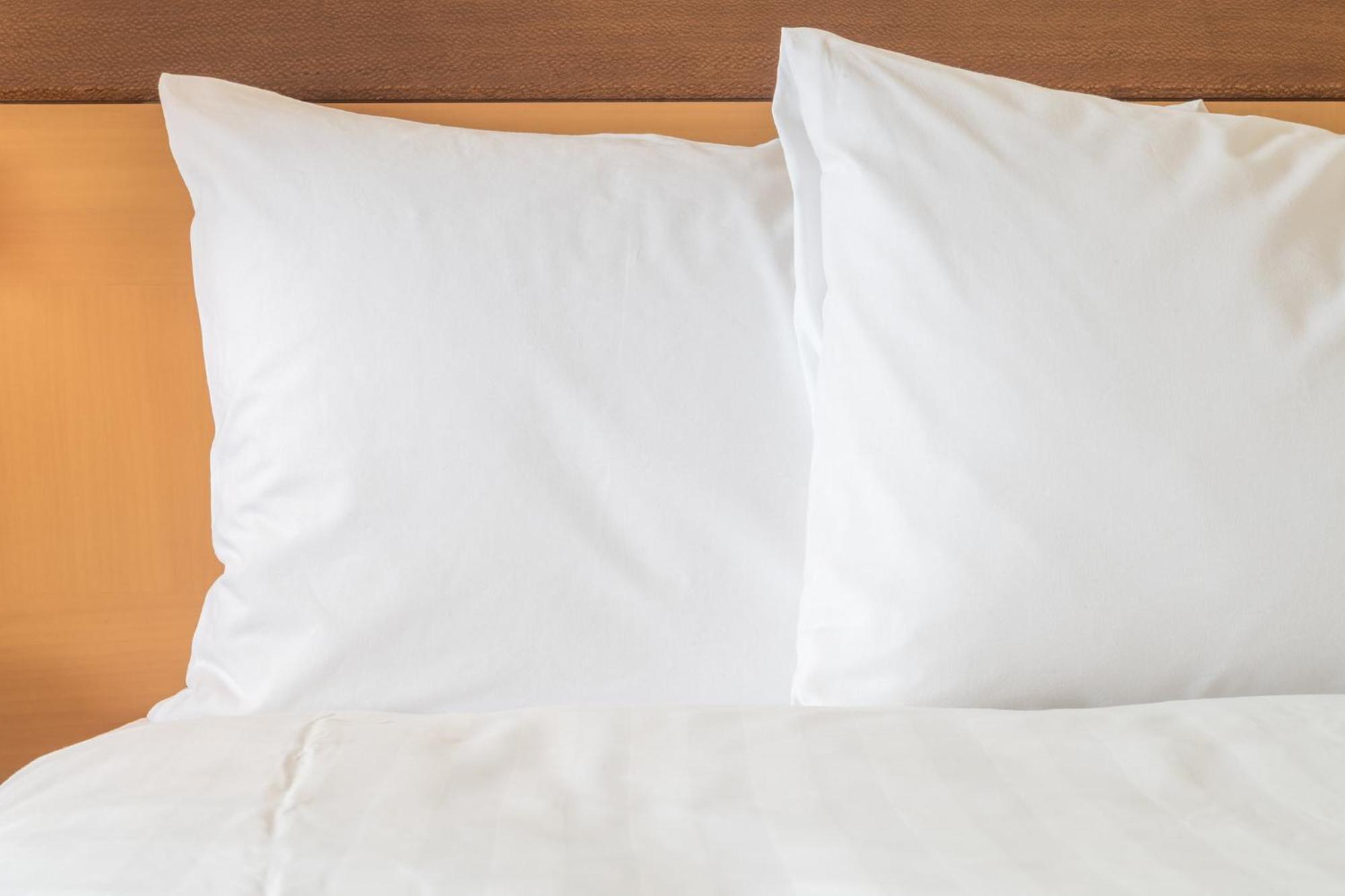 Holiday Inn Express Hotel & Suites Marshall By Ihg Екстериор снимка